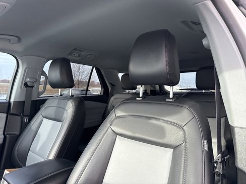 Used 2023 Ford Explorer XLT w/ Equipment Group 202A image 11