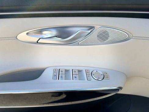 Used 2026 Genesis GV70 2.5T image 19