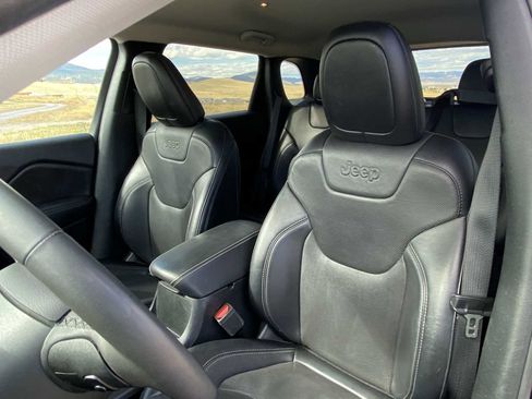 Certified 2023 Jeep Cherokee Altitude Lux image 15