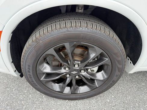 Certified 2024 Dodge Durango GT AWD/4WD image 11