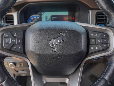 Used 2022 Ford Bronco Outer Banks image 13