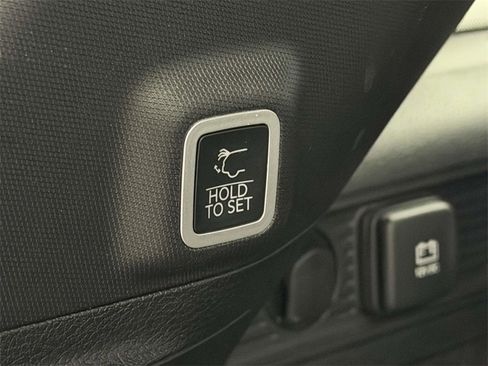 Certified 2024 Jeep Grand Cherokee Summit w/ Luxury Tech Group V image 12