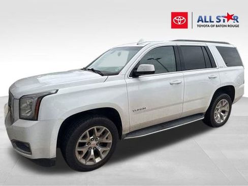 Used 2017 GMC Yukon SLE w/ SLE Value Package image 1