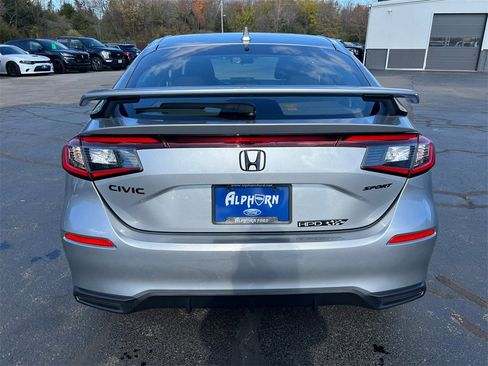 Used 2023 Honda Civic Sport image 32