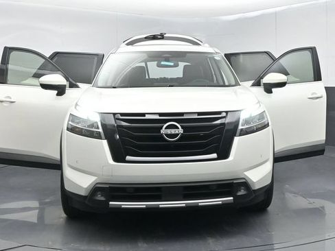 Used 2022 Nissan Pathfinder SL w/ SL Premium Package FWD image 65