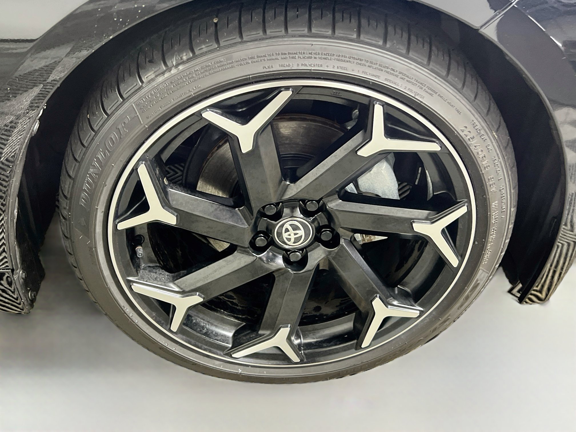 Used 2025 Toyota Corolla FX w/ Convenience Package FWD image 14