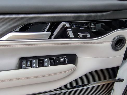 New 2026 Jeep Grand Wagoneer Summit image 12