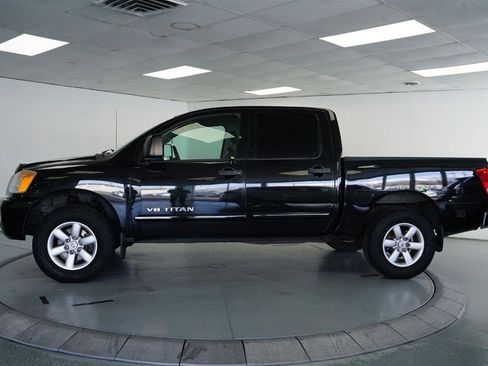 Used 2012 Nissan Titan S image 5
