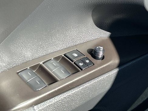 Used 2024 Toyota Camry SE w/ Convenience Package FWD image 20