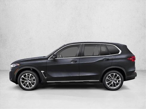 New 2026 BMW X5 xDrive40i w/ M Sport Package image 3