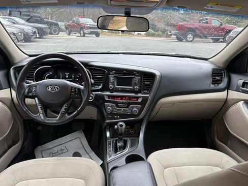 Used 2011 Kia Optima EX image 27