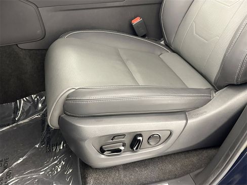 Used 2024 Lexus GX 550 image 18