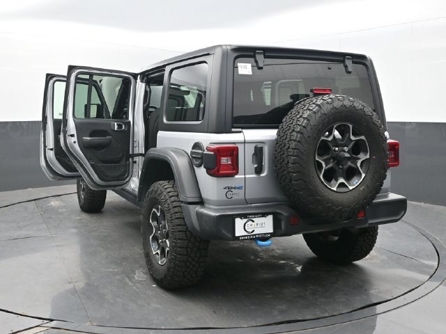 Used 2023 Jeep Wrangler Unlimited Rubicon 4xe w/ Cold Weather Group AWD/4WD image 64