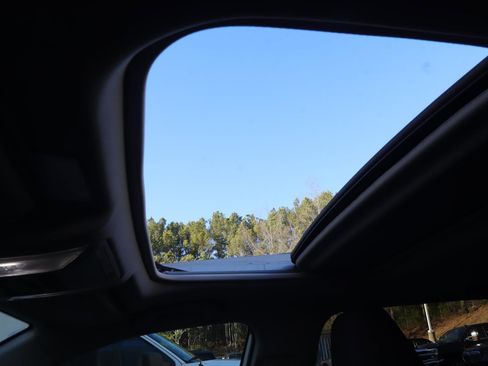 Used 2023 Toyota RAV4 XLE image 24