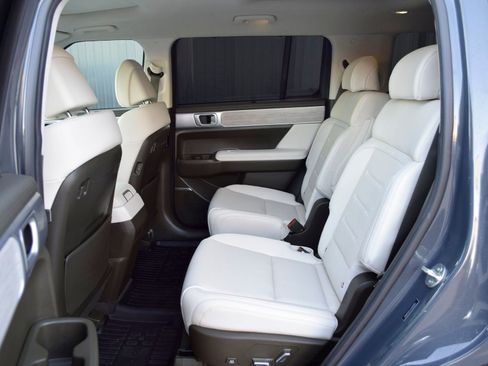 Used 2025 Hyundai Santa Fe Calligraphy image 20