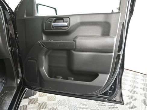 Used 2024 Chevrolet Silverado 1500 Custom image 13