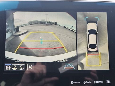 Used 2022 Toyota Avalon Limited image 22