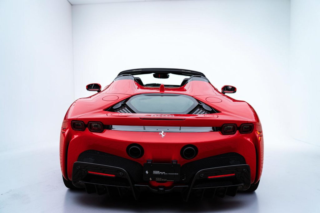 Certified 2022 Ferrari SF90 Spider AWD/4WD image 7