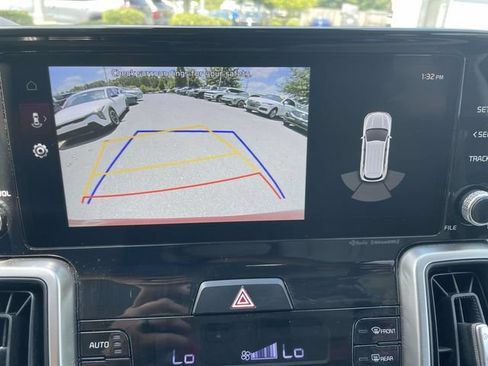 Certified 2023 Kia Sorento S FWD image 3