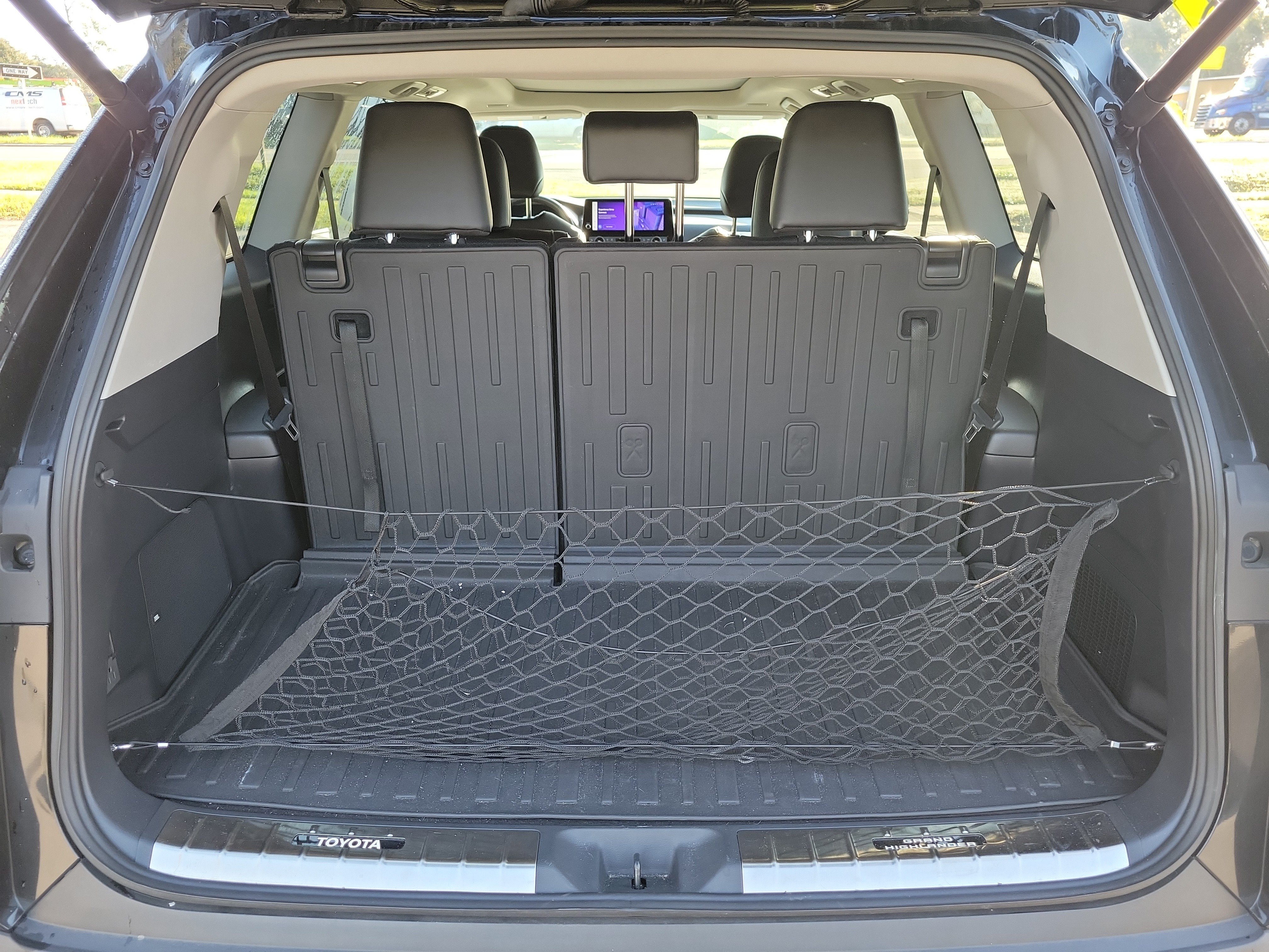Used 2025 Toyota Grand Highlander AWD Hybrid image 14