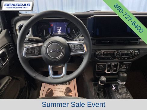 Certified 2025 Jeep Wrangler Unlimited Sahara w/ Safety Group AWD/4WD image 30