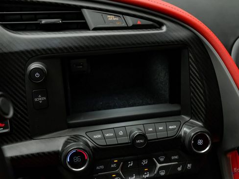 Used 2018 Chevrolet Corvette Z06 image 93