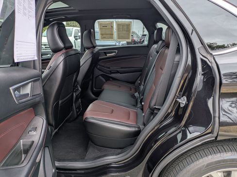 Certified 2022 Ford Edge Titanium w/ Equipment Group 301A image 28