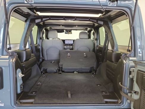 Used 2024 Jeep Wrangler Unlimited Sport AWD/4WD image 27