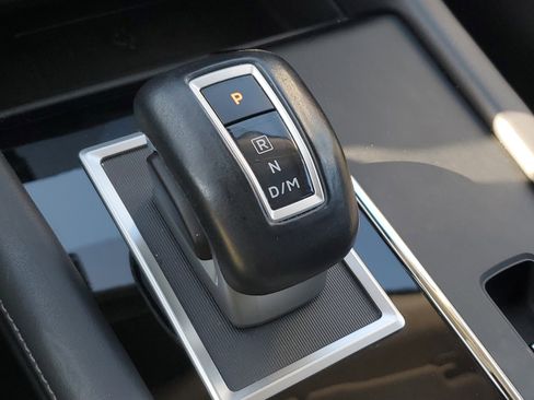 Used 2024 Mitsubishi Outlander SE image 33