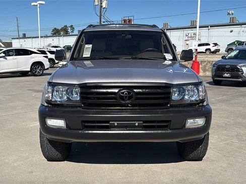 Used 1999 Toyota Land Cruiser image 2