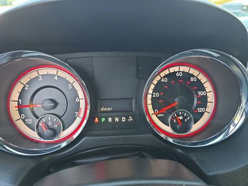 Used 2020 Dodge Grand Caravan SXT image 20