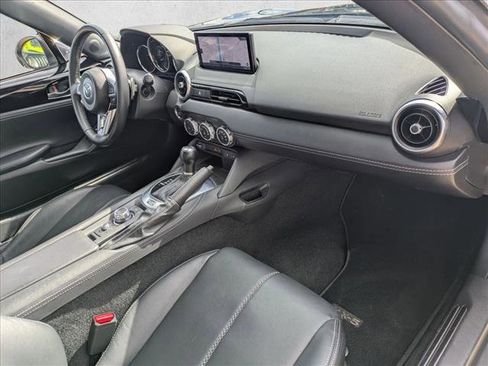 Used 2025 MAZDA MX-5 Miata RF Grand Touring RWD image 15