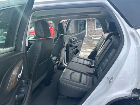 Used 2022 GMC Terrain Denali image 27