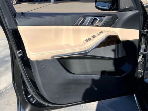 Used 2021 BMW X5 xDrive40i w/ Premium Package image 20