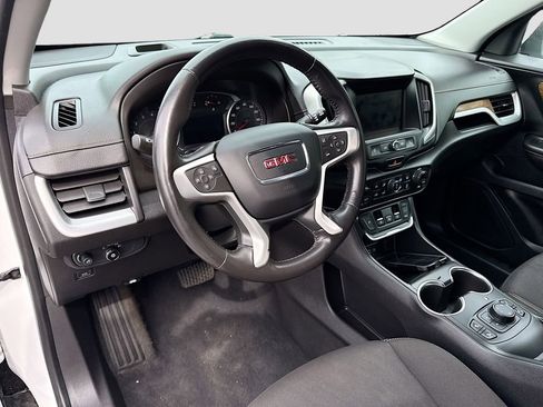Used 2020 GMC Terrain SLE w/ Driver Convenience Package image 9