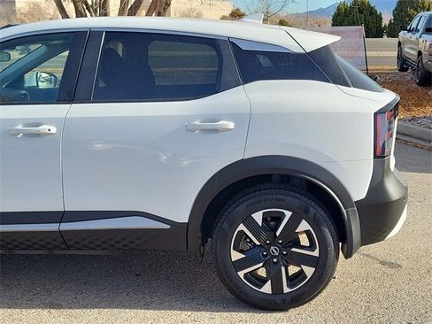 Certified 2025 Nissan Kicks SV w/ Illumination Package image 6