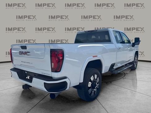 Used 2022 GMC Sierra 2500 Denali w/ Denali Ultimate Package AWD/4WD image 4