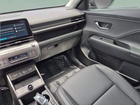 New 2026 Hyundai Kona Limited FWD image 14