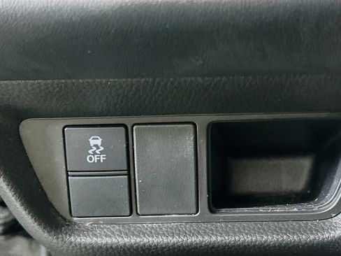 Used 2024 Honda HR-V Sport image 17