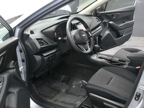 Used 2018 Subaru Crosstrek 2.0i AWD/4WD image 9
