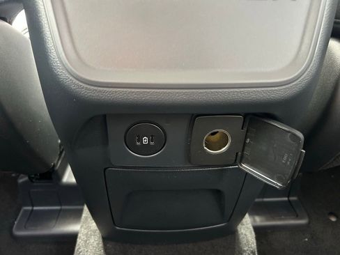 New 2026 Ford Explorer Active AWD/4WD image 13