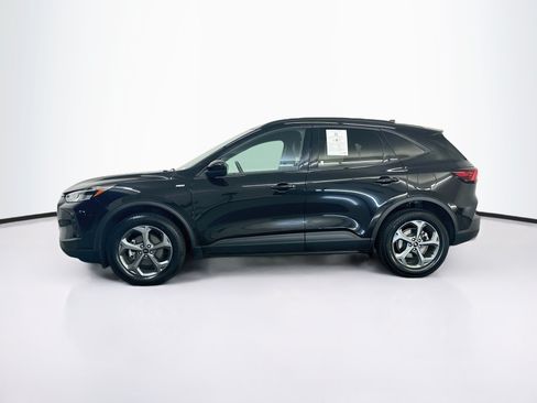 Used 2025 Ford Escape ST-Line Select AWD/4WD image 4