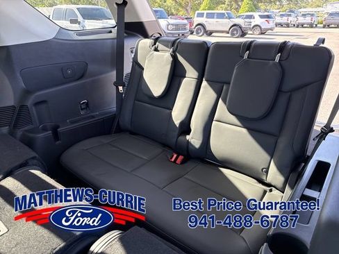 New 2026 Ford Explorer Active w/ Active Comfort Package RWD image 12
