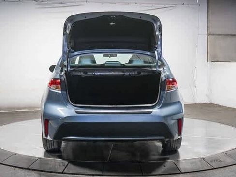 Certified 2021 Toyota Corolla LE image 27