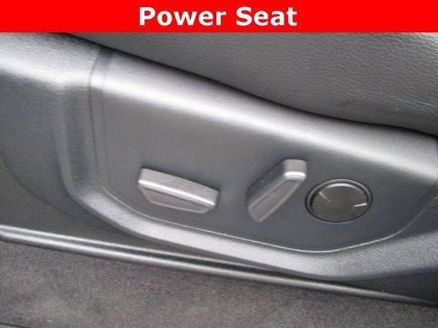 Used 2021 Ford F250 Lariat w/ Lariat Ultimate Package image 27