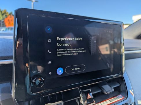 Used 2025 Toyota Corolla SE image 21