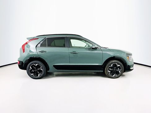 Used 2023 Kia Niro Wind FWD image 10