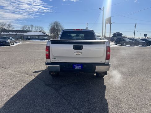 Used 2010 Chevrolet Silverado 1500 LT w/ Power Pack Plus image 8