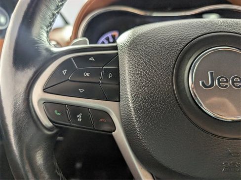 Used 2021 Jeep Grand Cherokee Overland image 24