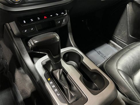 Used 2019 Chevrolet Colorado ZR2 image 35